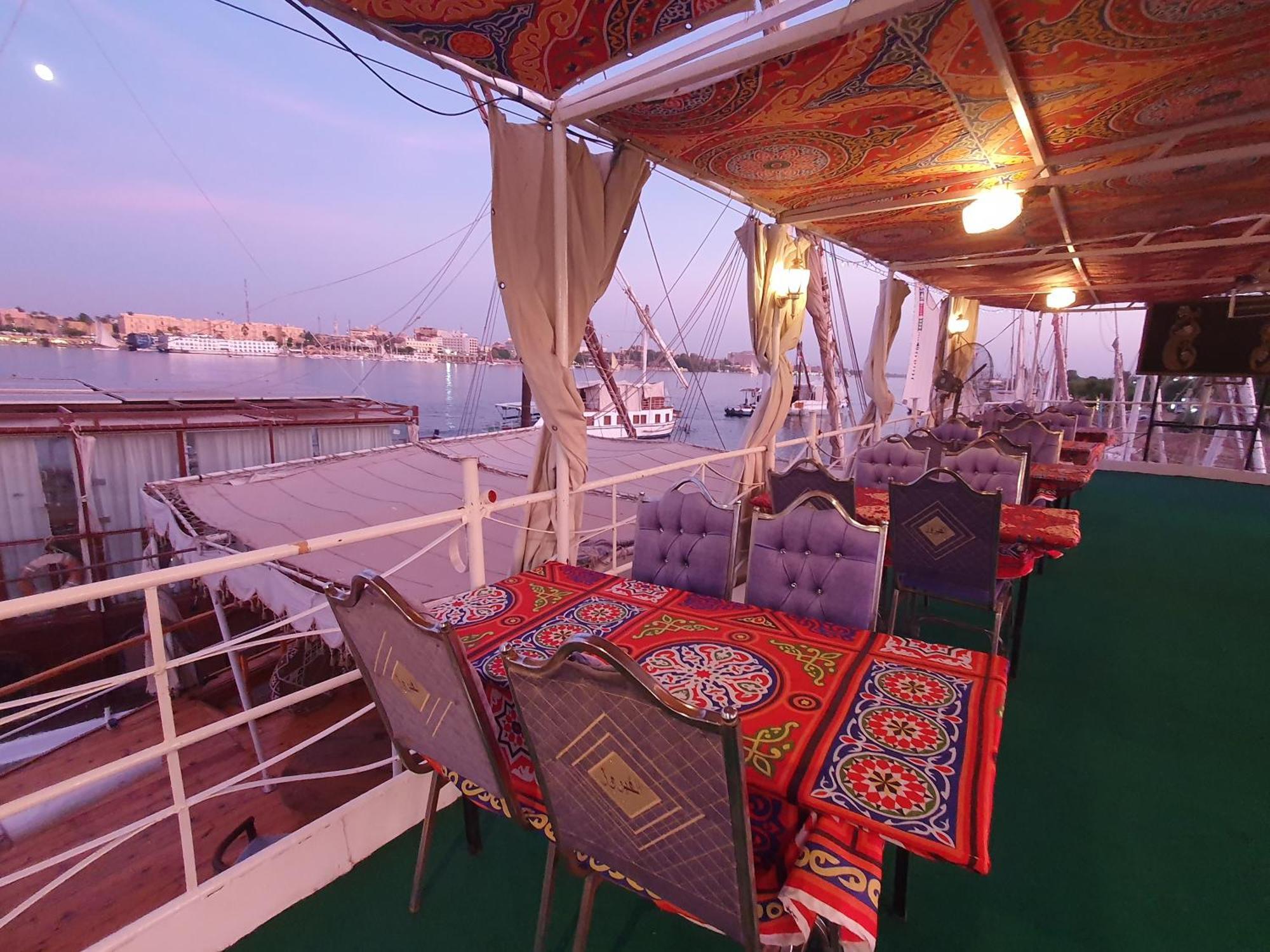 Moon Boat Hotell Luxor Eksteriør bilde